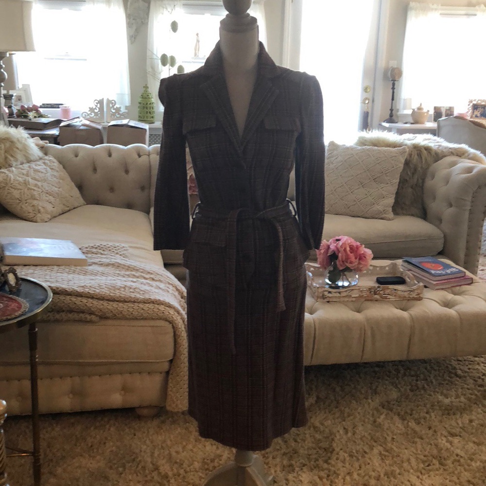 Diane Von Furstenberg  size 8 suit